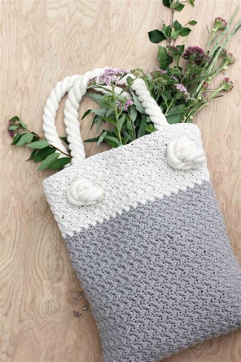 my version of the crochet bag.